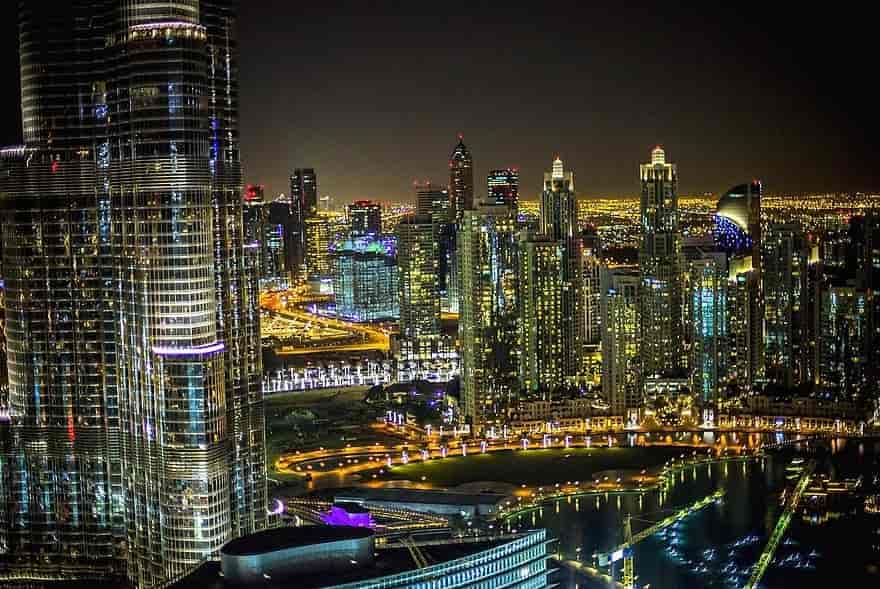 places to visit in dubai at night for free