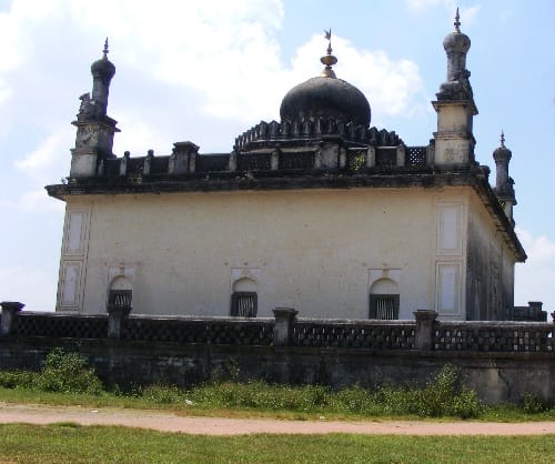 Raja's Tomb-Places to Visit in Coorg