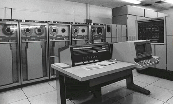 second generation of computer-generation of computer